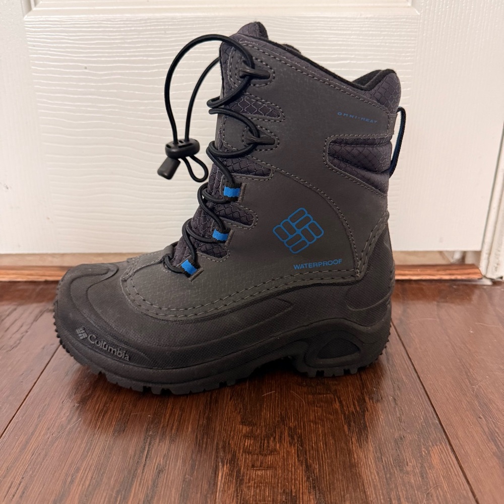 Columbia Youth Black Blue Waterproof Bugaboot Snow Boots US  Size 2